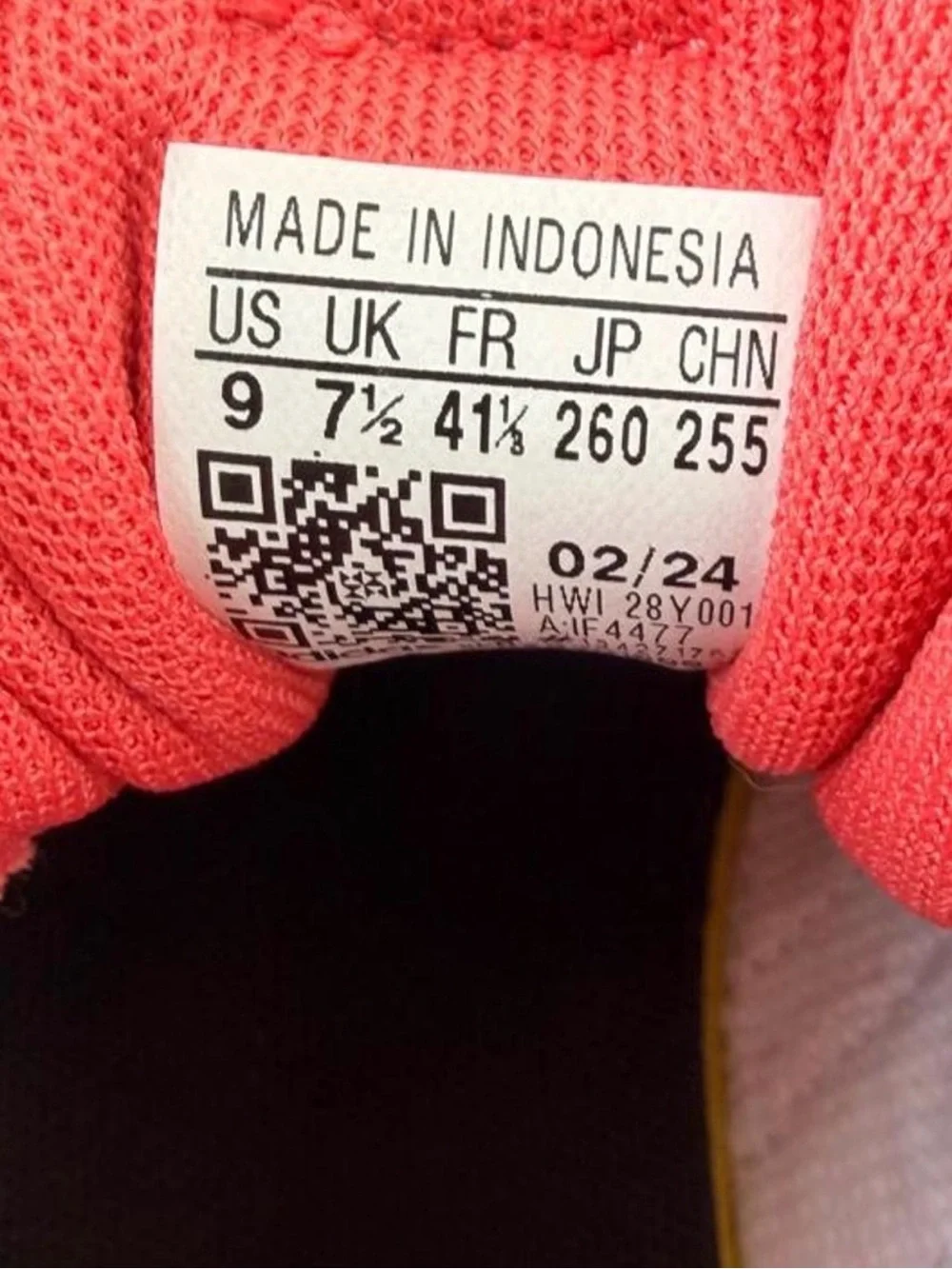 adidas Originals Pink Suede Sneakers with Tonal Pink 3 Stripes Men’s 9